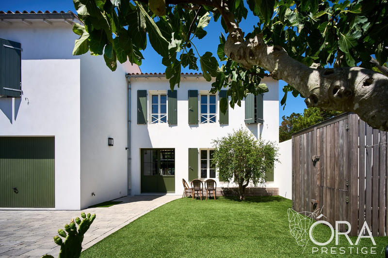 Maison contemporaine - 206 m² - 7 pièces