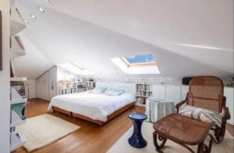 Villa - 169 m² - 7 pièces