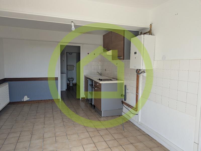 Maison - 220 m² - 7 pièces