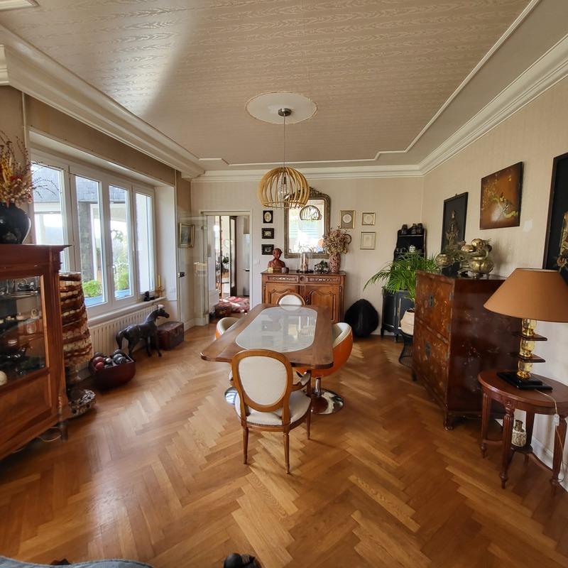 Maison de village - 184 m² - 8 pièces