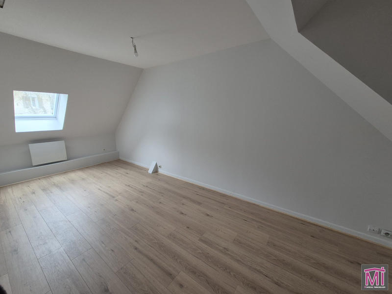 Maison traditionnelle - 139 m² - 7 pièces