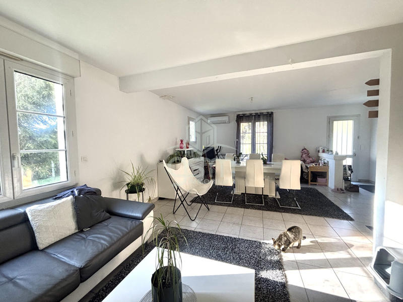 Maison - 108 m² - 5 pièces