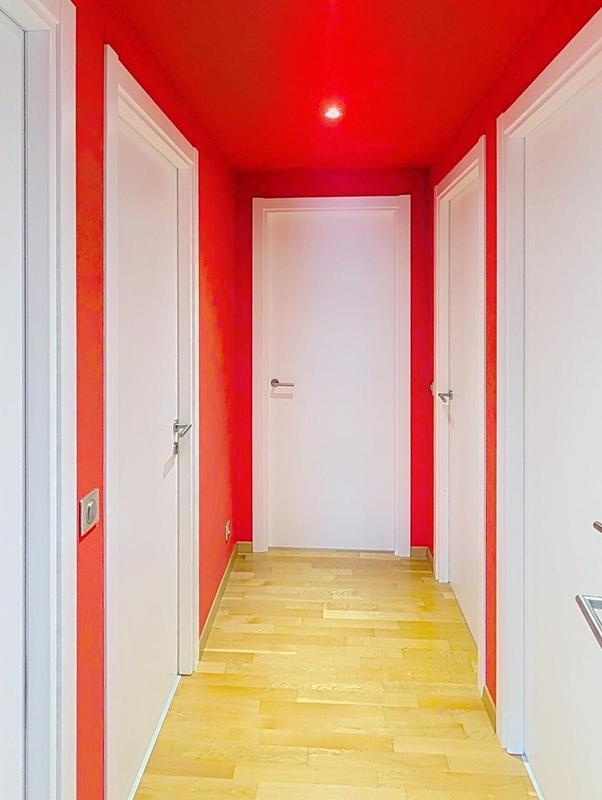 Appartement - 210 m² - 6 pièces