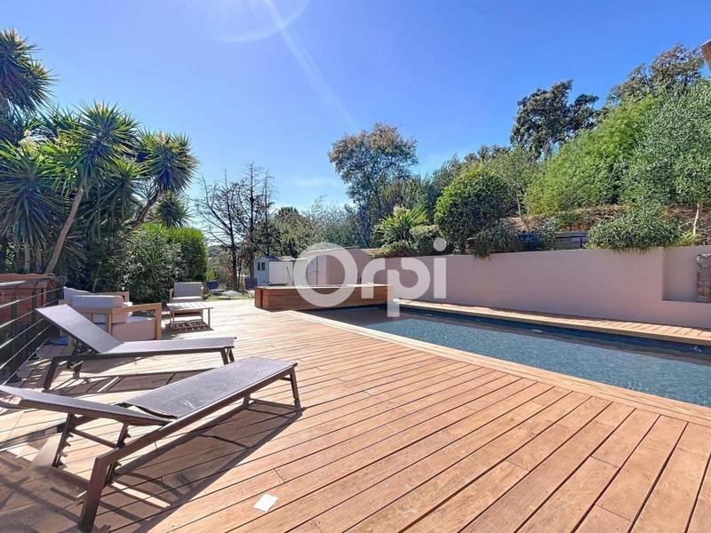 Maison - 91 m² - 4 pièces