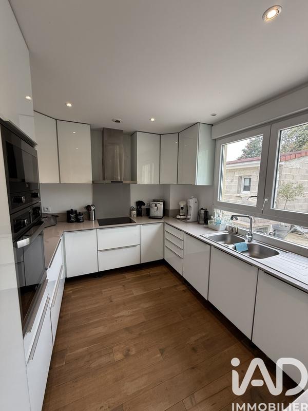 Maison - 112 m² - 7 pièces