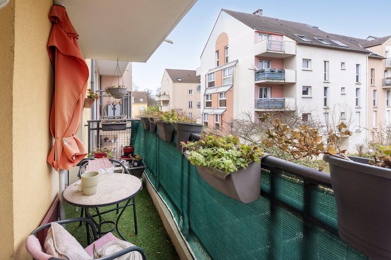 Appartement - 80 m² - 4 pièces