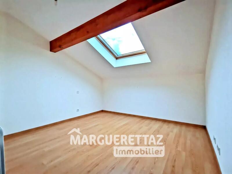 Appartement - 80 m² - 4 pièces