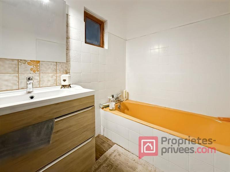 Maison - 135 m² - 6 pièces