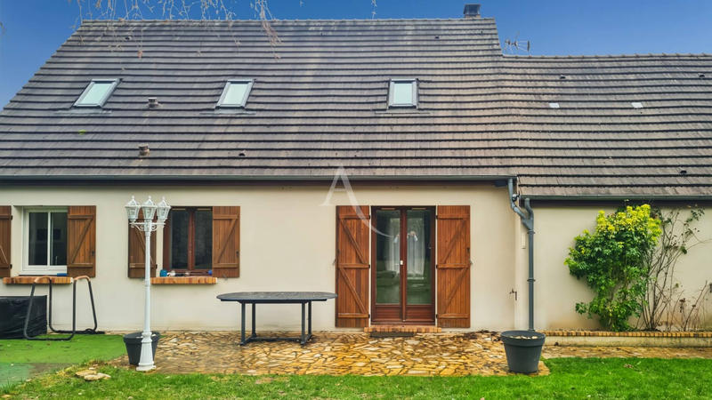 Maison - 110 m² - 5 pièces