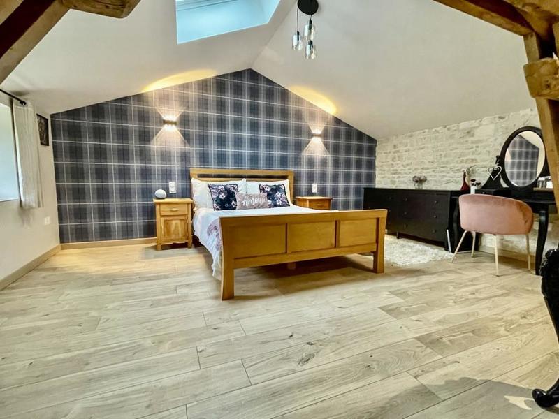 Maison de maîtres - 177 m² - 8 pièces