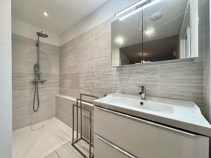 Propriété - 185 m² - 7 pièces