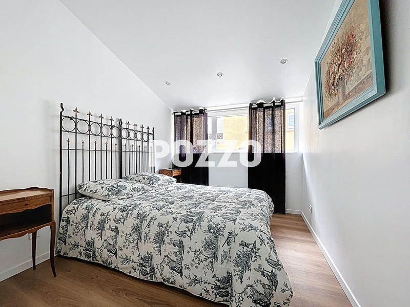 Immeuble - 8 pièces