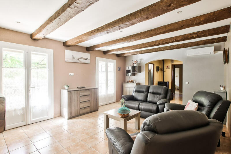 Maison - 92 m² - 5 pièces