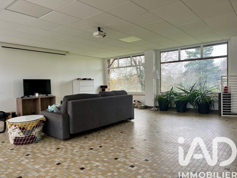 Maison - 439 m² - 10 pièces