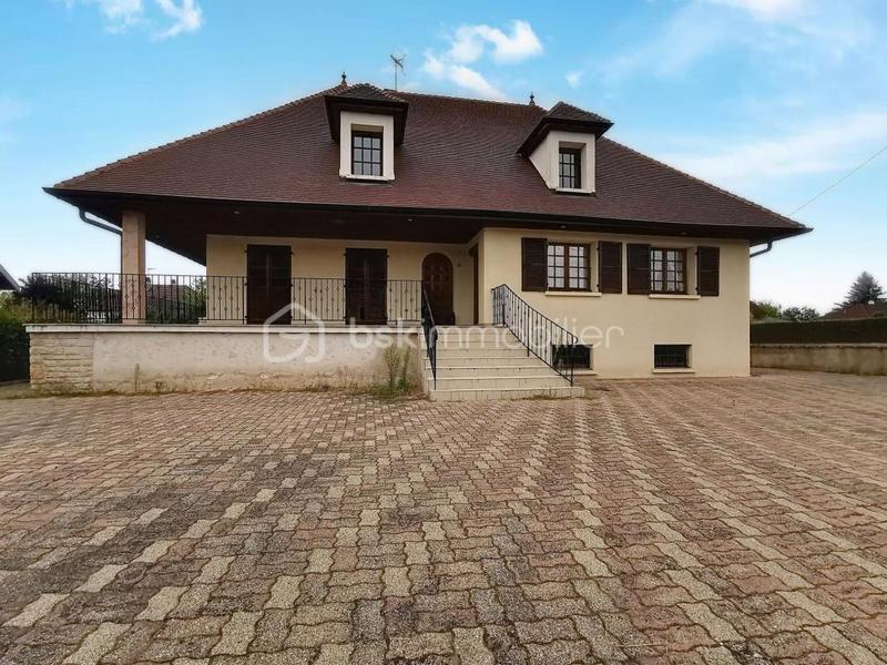 Maison d'architecte - 234 m² - 7 pièces