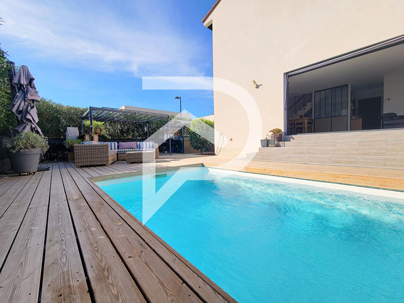 Maison - 117 m² - 5 pièces