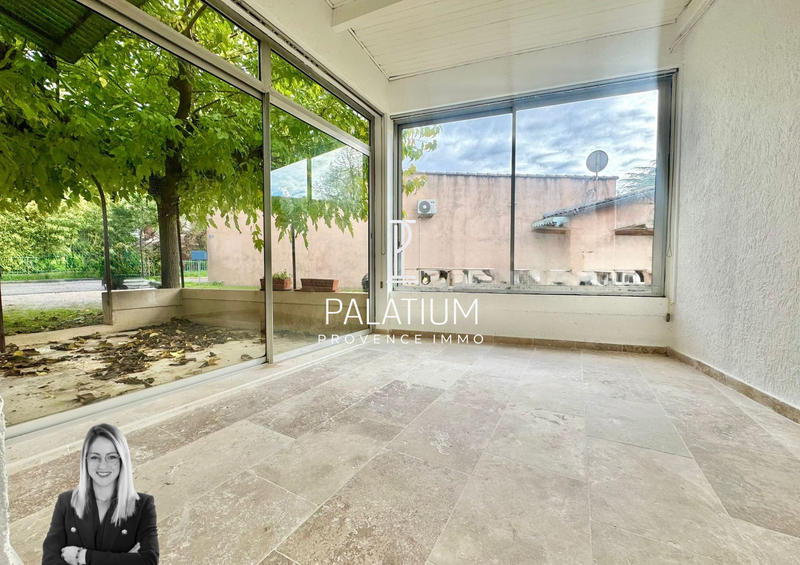 Villa - 80 m² - 4 pièces