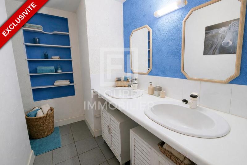 Appartement - 119 m² - 6 pièces