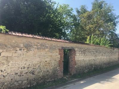 Terrain constructible - 685 m²