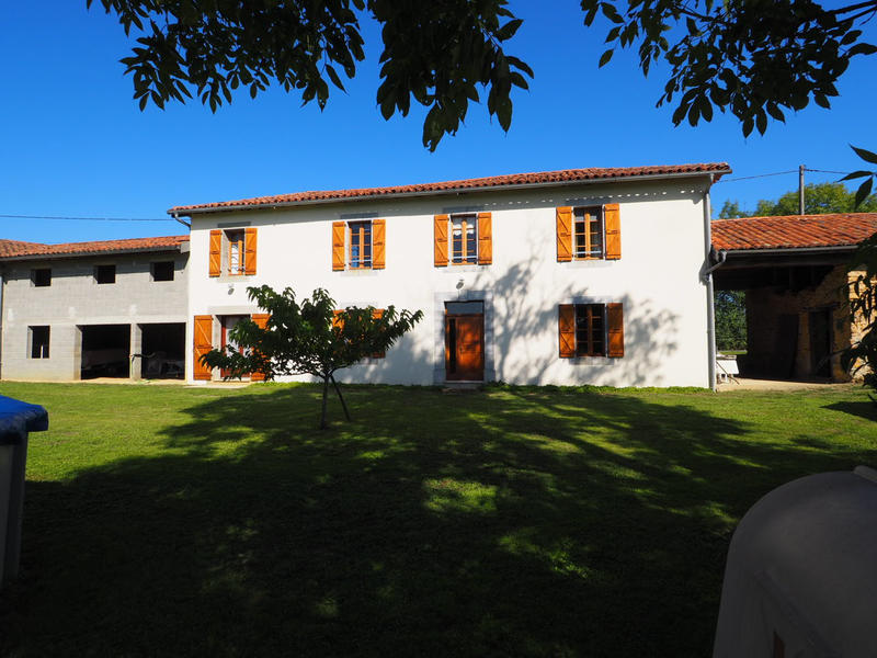 Maison - 182 m² - 6 pièces