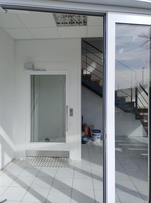 Bureau - 185 m² - 1 pièce