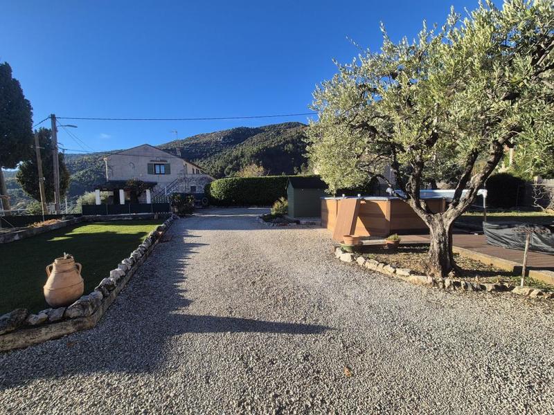 Maison ancienne - 95 m² - 4 pièces