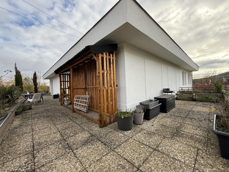 Appartement - 175 m² - 6 pièces