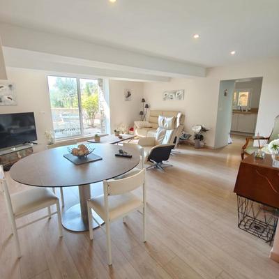 Propriété - 128 m² - 4 pièces