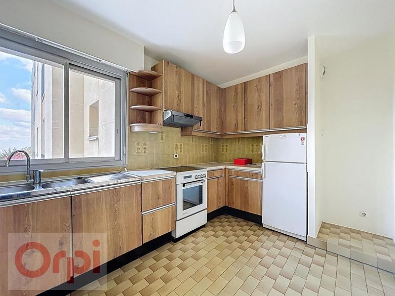 Appartement - 101 m² - 4 pièces