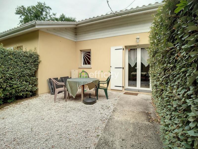 Maison - 332 m² - 24 pièces