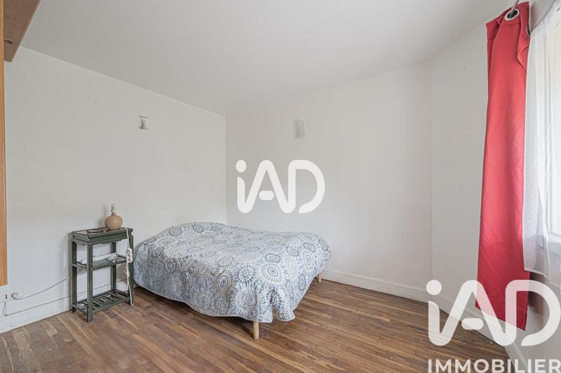 Maison - 99 m² - 5 pièces