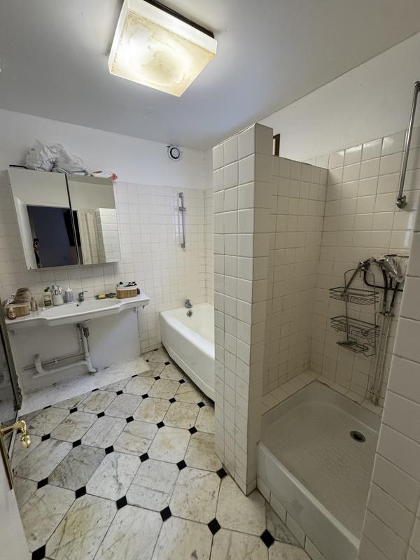 Maison ancienne - 215 m² - 6 pièces