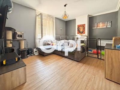 Immeuble - 210 m² - 5 pièces