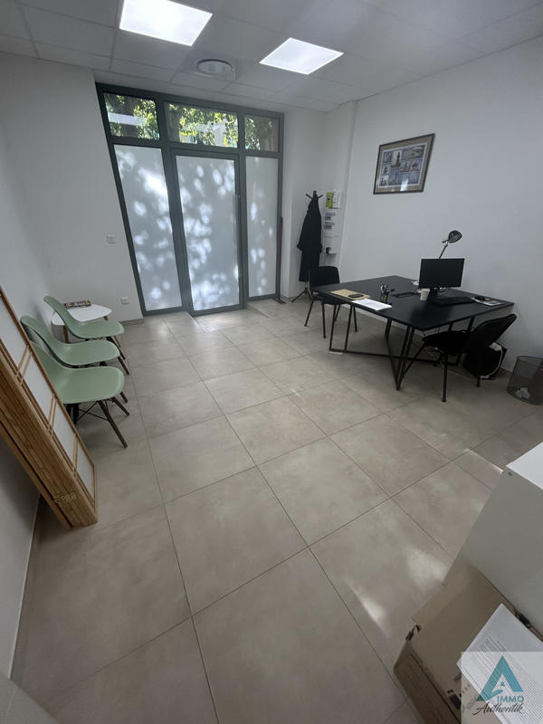 Local commercial - 41 m²