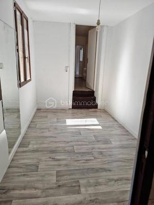 Immeuble - 190 m² - 15 pièces