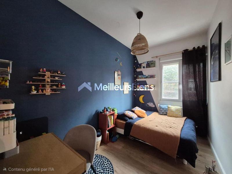 Maison - 100 m² - 7 pièces