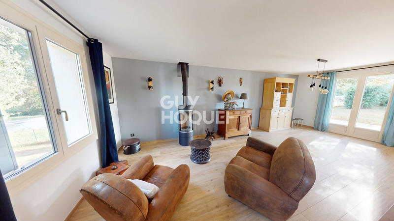 Maison - 137 m² - 6 pièces