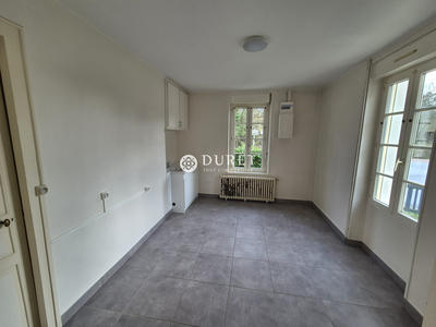 Maison - 89 m² - 5 pièces