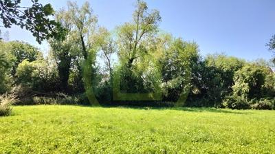 Terrain constructible - 794 m²