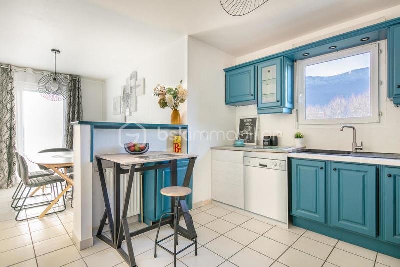 Appartement - 86 m² - 4 pièces