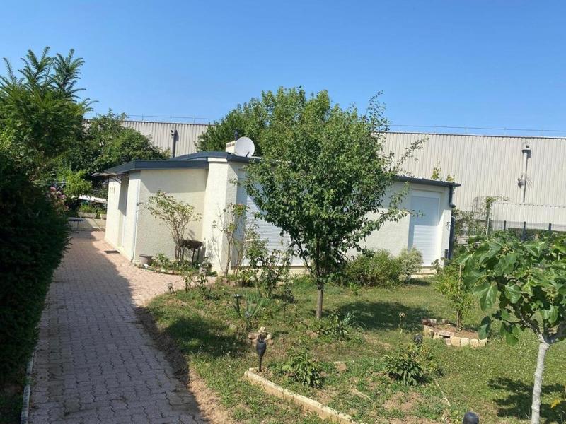 Pavillon - 64 m² - 3 pièces