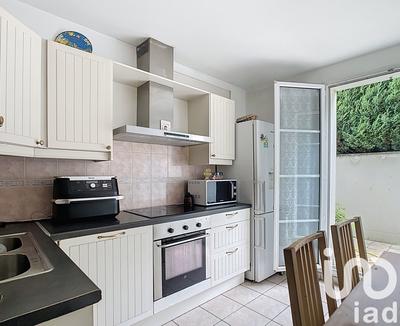 Maison - 92 m² - 4 pièces