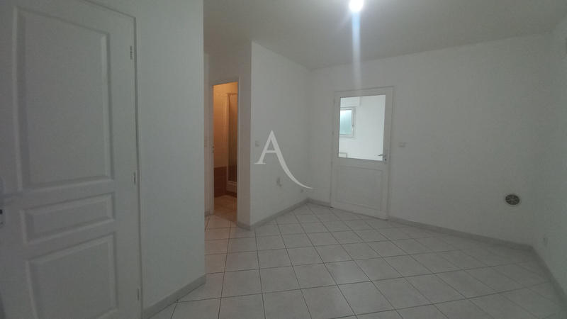 Maison - 195 m² - 10 pièces