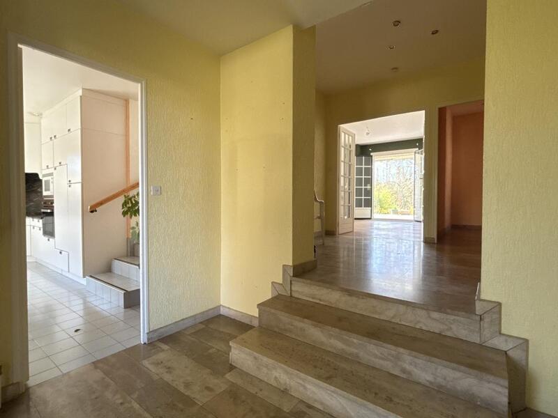 Maison - 145 m² - 7 pièces