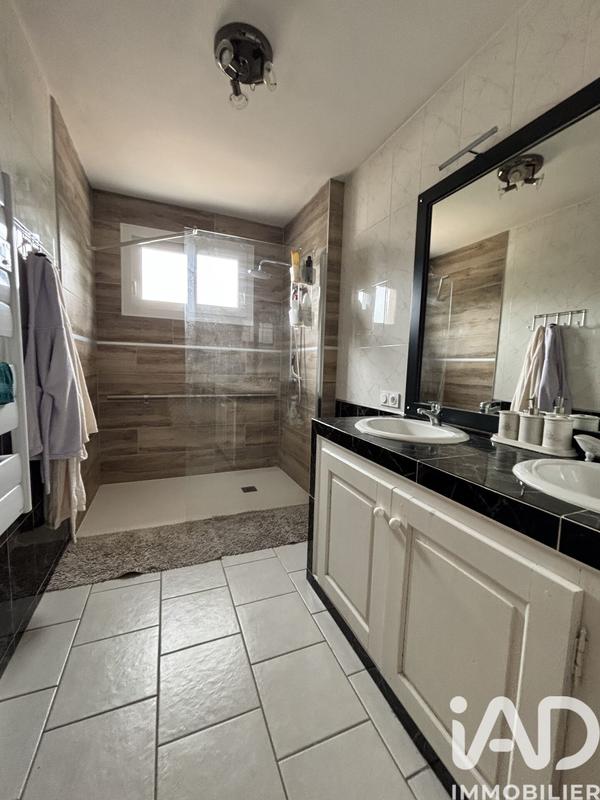 Maison - 190 m² - 8 pièces