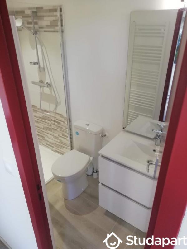 Chambre - 11 m² - 1 pièce