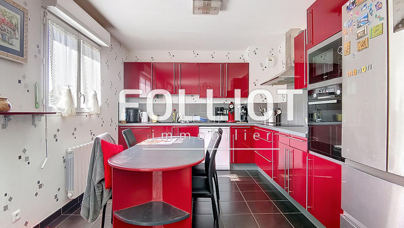 Maison - 102 m² - 6 pièces