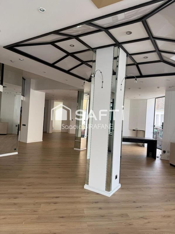 Local commercial - 270 m² - 3 pièces