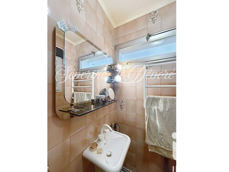 Appartement - 99 m² - 5 pièces