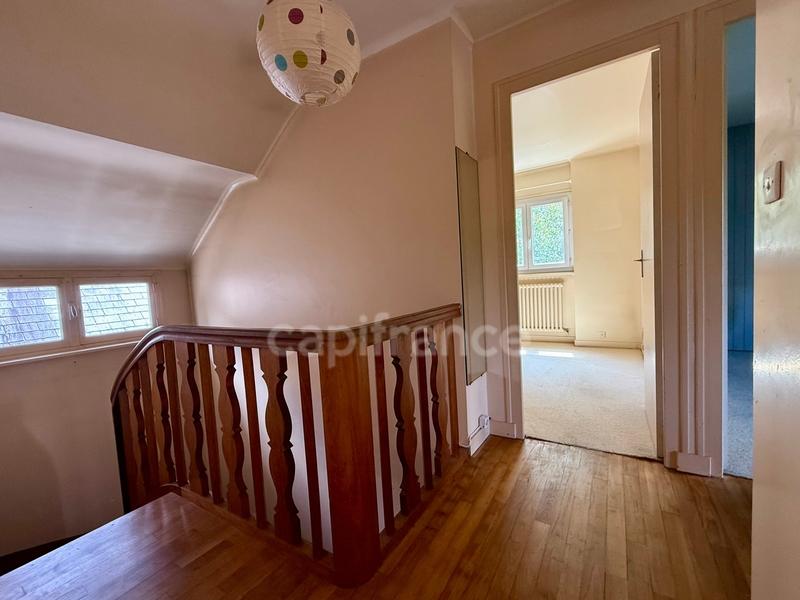 Maison - 143 m² - 6 pièces